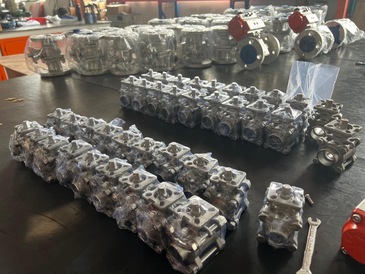 Zhongguan Valves has rolled out two-piece and three-piece ball valves to meet the needs of various scenarios.